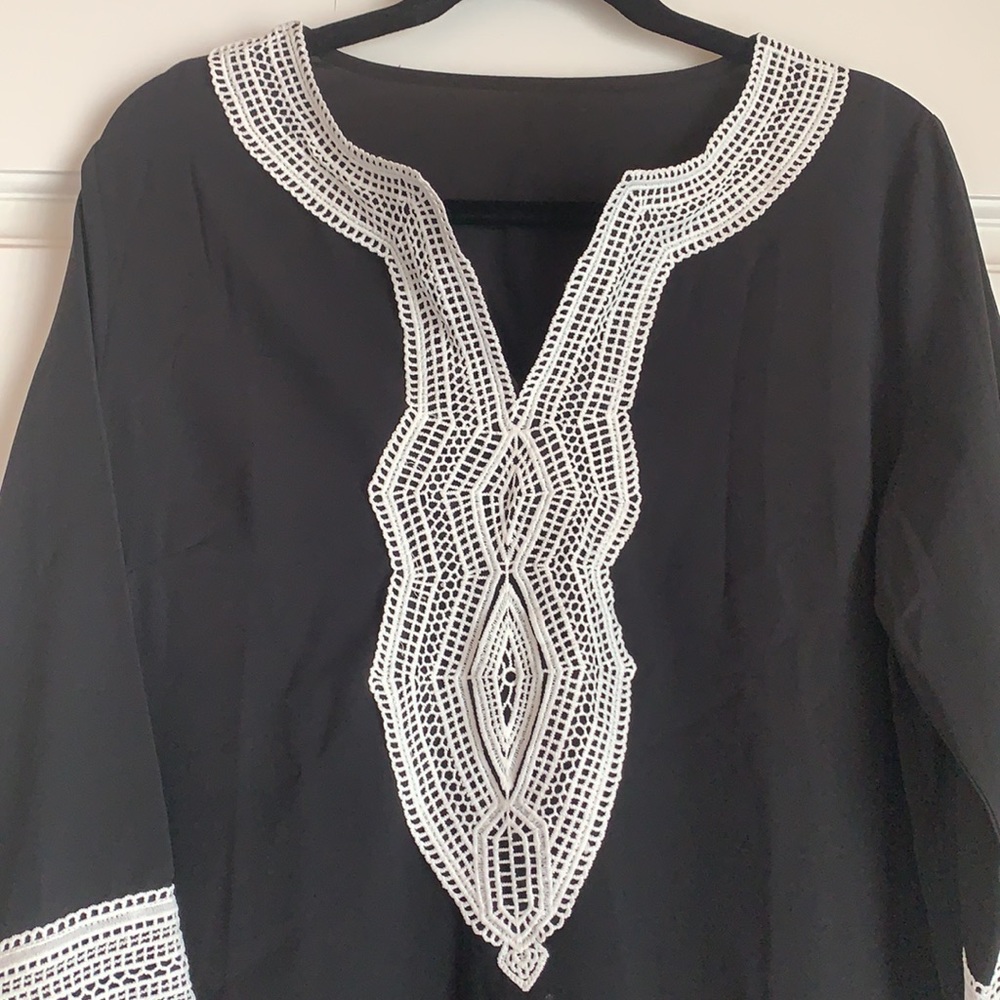 Tunic - Picture 2 of 4